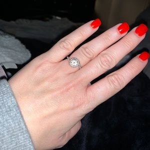 Women’s CZ size 7 ring